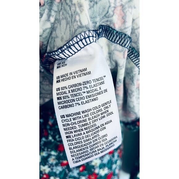 Pajama Set Pants Long Sleeve XS Floral Cozy Soft - Picture 4 of 9